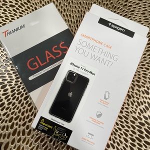 iPhone case (Clear) & Screen protector bundle !!